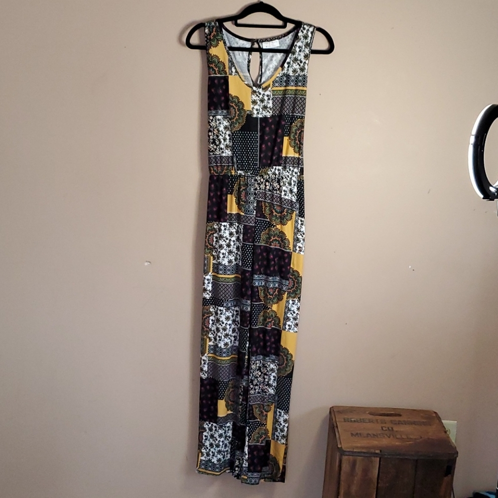 Bobbie Brooks jumpsuit size medium sleeveless